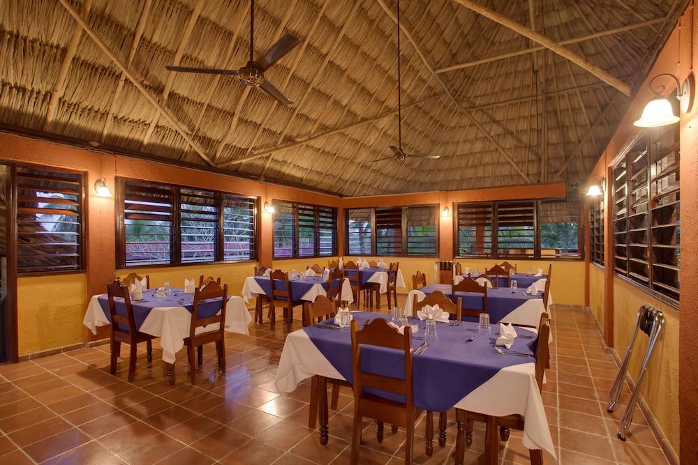 Windy Hill Resort San Ignacio Eksteriør billede